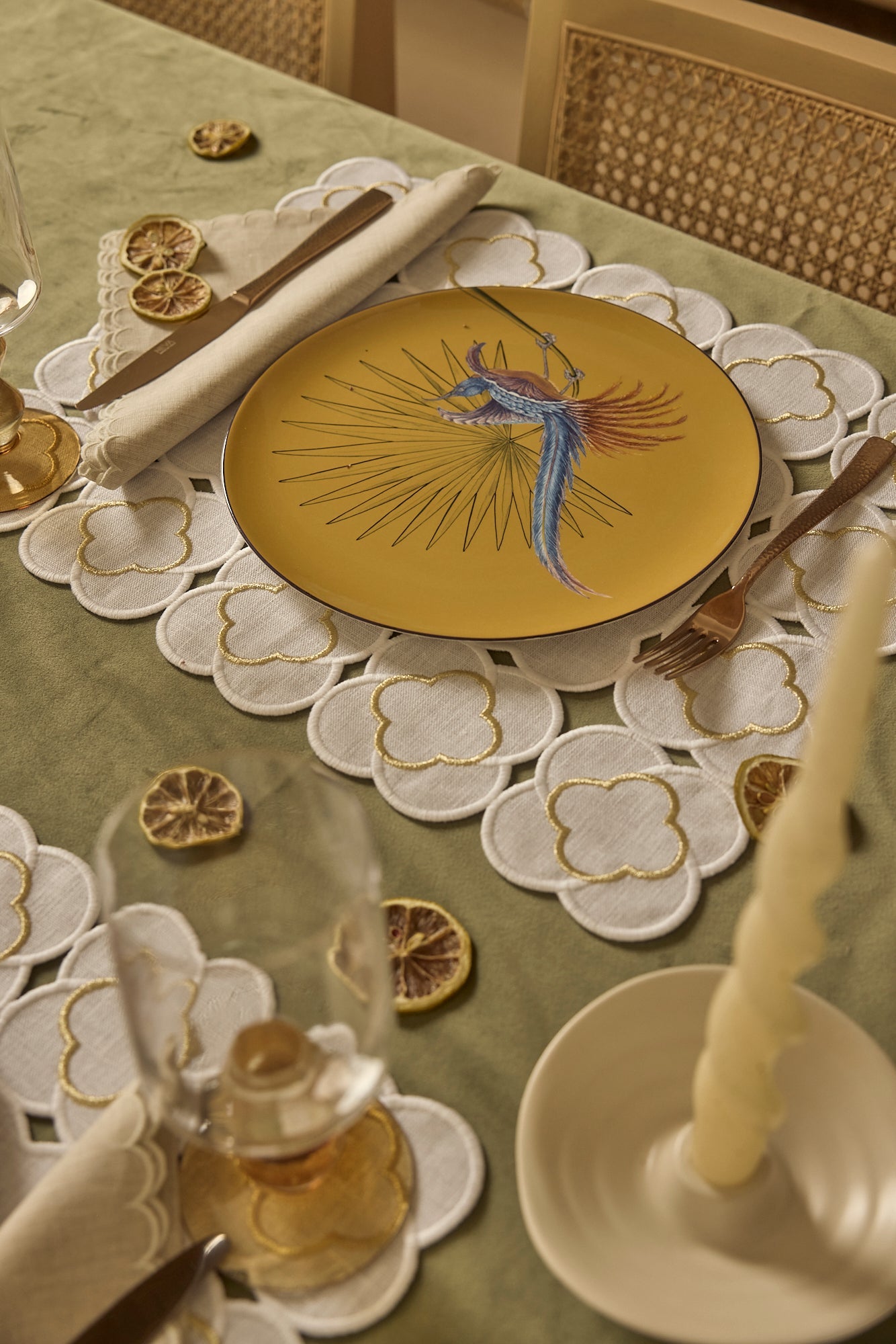 Silent Wing Plate