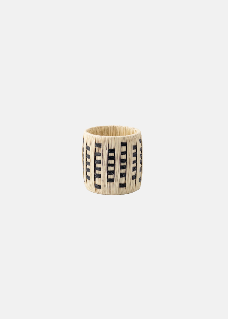 Calma Dotted Napkin Ring